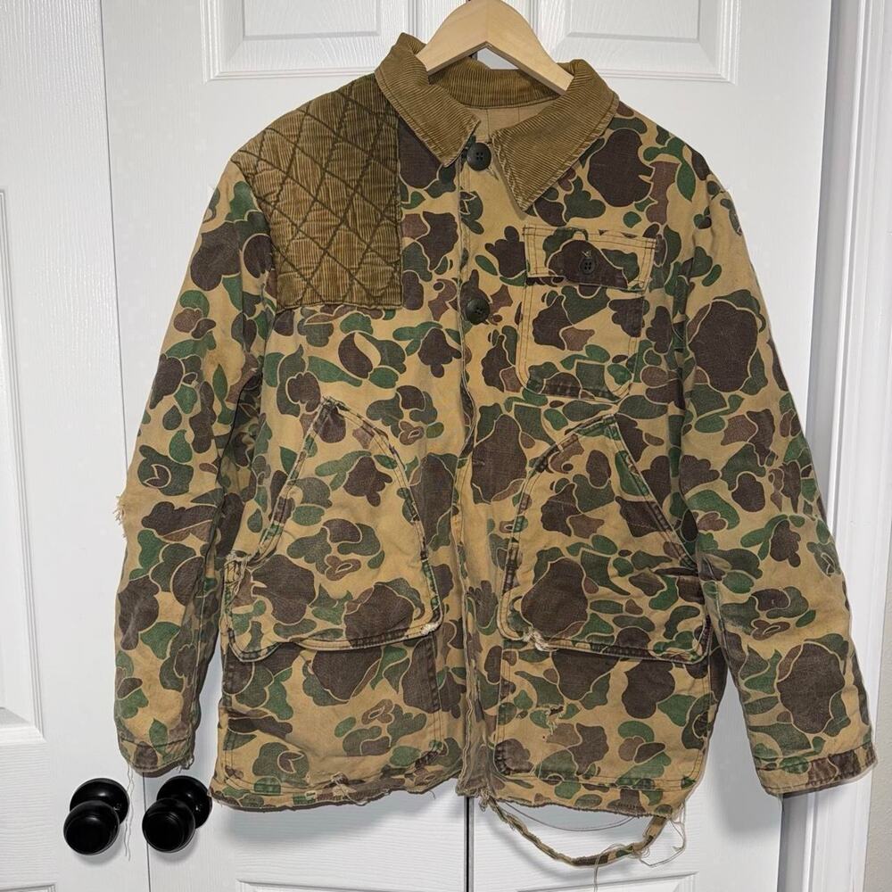 Vintage 1960s Rare Thrashed Game Winner Duck Camo Hunting Jacket Size Large